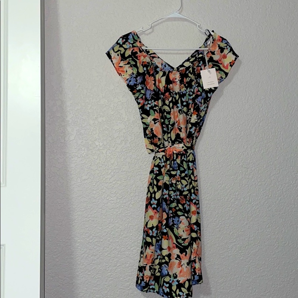 Short sleeve floral dress